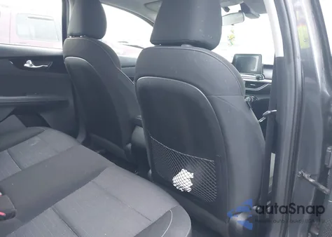 2019 Kia Forte S from USA, damaged, VIN 3KPF34AD9KE063330